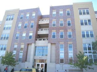 3600 W Montrose Ave, Chicago, IL 60618