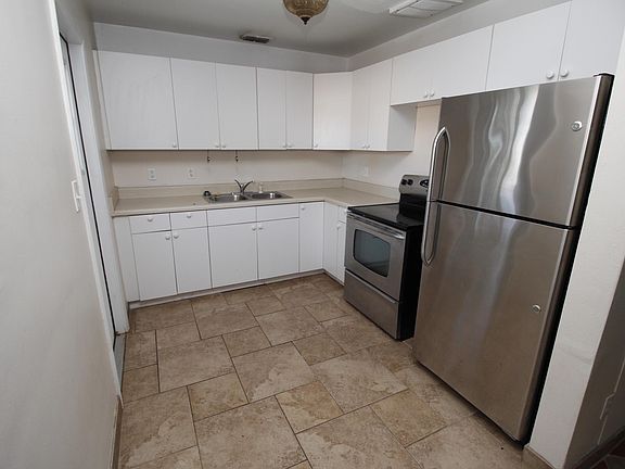 2nd image of 141 Sea Gull Dr