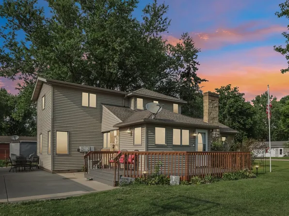 1021 Monroe St, Sauk City, WI 53583