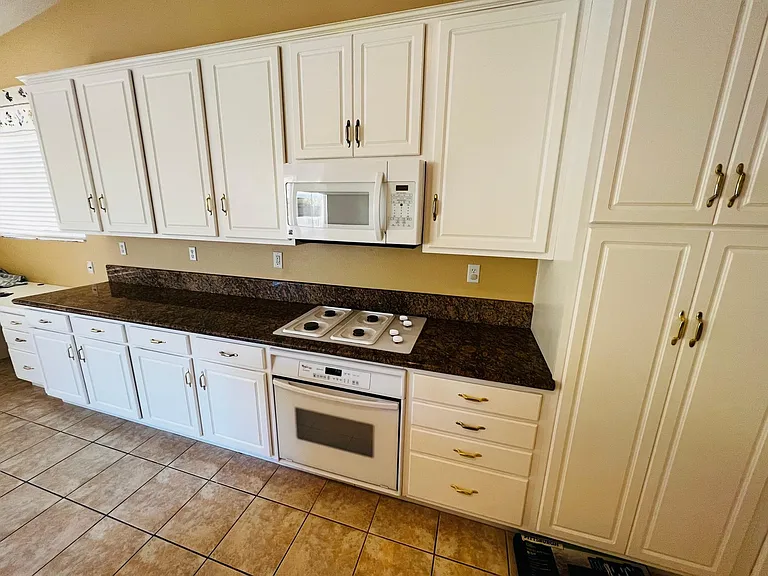 5552 Las Brisas Ter — Photo 3