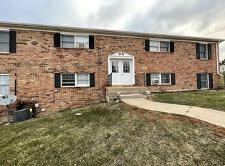 1420 Adair St APT 6, Dubuque, IA 52001