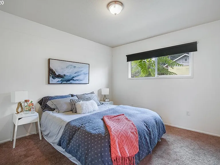 6025 NE Simpson St — Photo 16