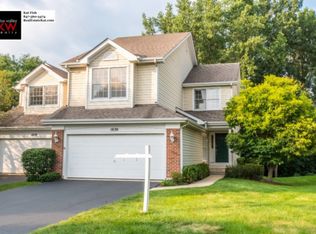 1630 Waverly Cir, St Charles, IL 60174