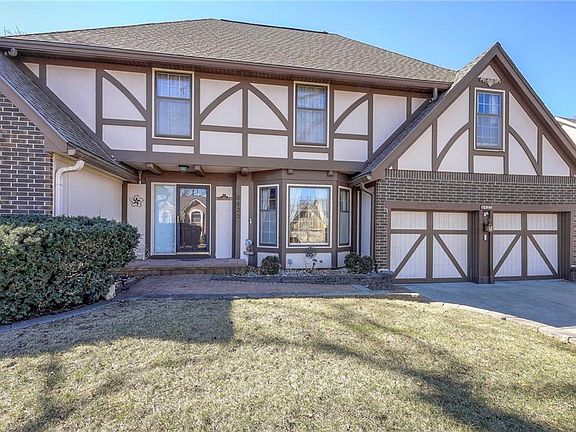 3rd image of 8422 Rosehill Rd