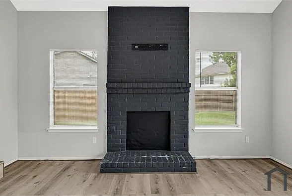 8119 Crestwick Dr — Photo 7