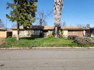5627 E Sussex Way, Fresno, CA 93727