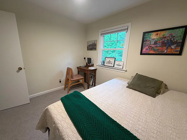 107 Georgetown Grn — Photo 28