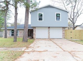 16303 Timber Valley Dr, Houston, TX 77070