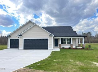 91 Orange Grove Ln, Four Oaks, NC 27524