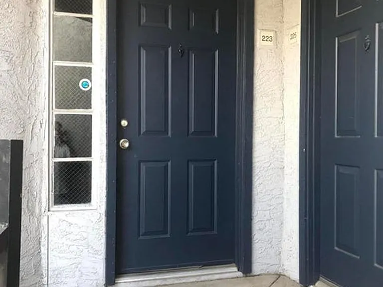 4410 N Longview Ave #223 — Photo 3