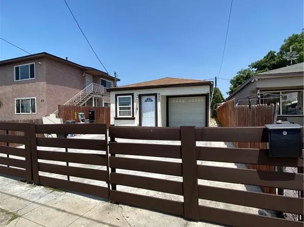 837 W Spruce St, Compton, CA 90220