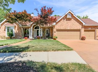 18140 Sunny Top Ct, Glencoe, MO 63038