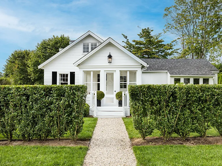 20 Chester Ave — Photo 36