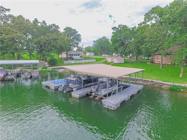 102 Shad Point, Gallatin, MO 64640