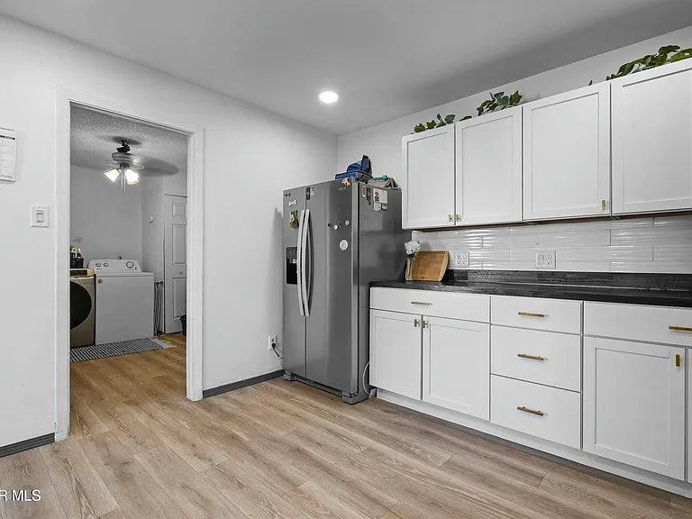 4728 Sierra Madre Dr — Photo 12