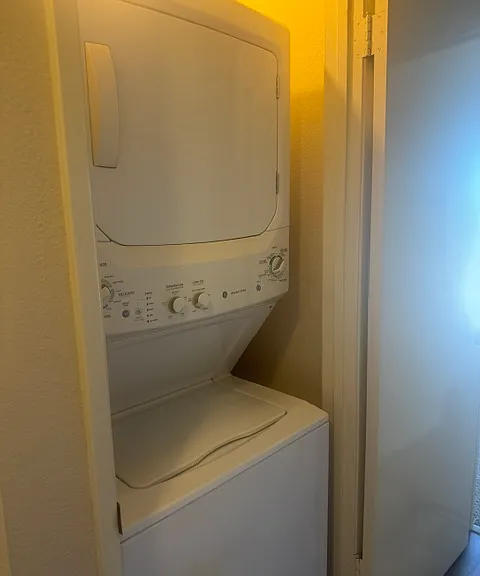 37232 Magnolia St #2 — Photo 7