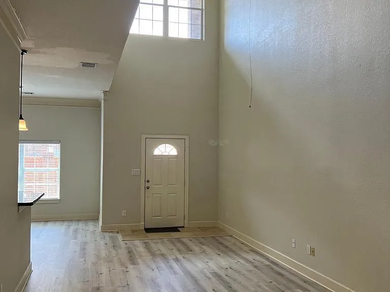 2865 Westhollow Dr #70 — Photo 10