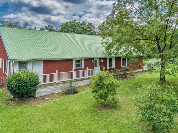 2625 Zingara Rd NE, Conyers, GA 30012