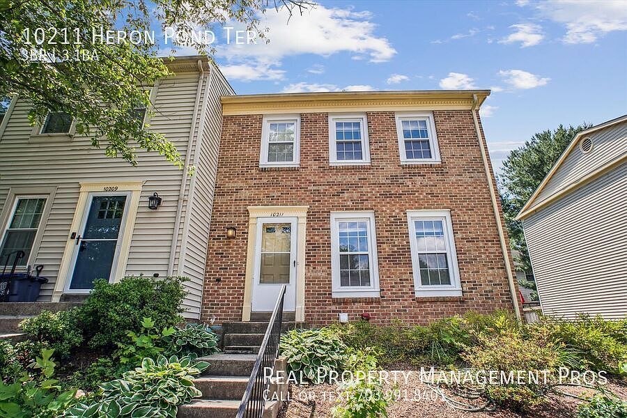 1st image of 10211 Heron Pond Ter
