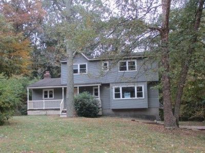 60 Ann Rd, Long Valley, NJ, 07853