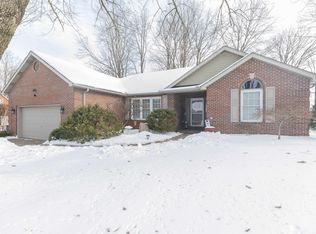 4422 S Summercreek Ln, Newburgh, IN 47630