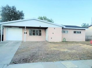 11613 Mountain Rd NE, Albuquerque, NM 87112