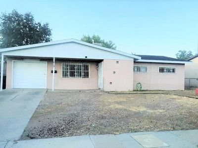 11613 Mountain Rd NE, Albuquerque, NM, 87112