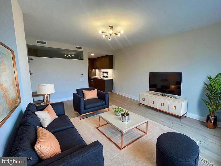 1211 Van St SE #1010 — Photo 1