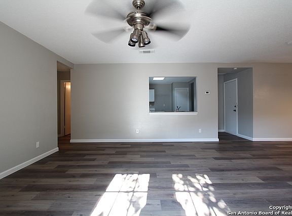 4th image of 6802 Barton Rock Ln