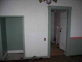 2nd image of 319 N William St