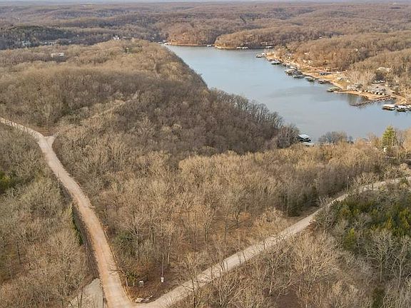 3rd image of Indian Creek Dr