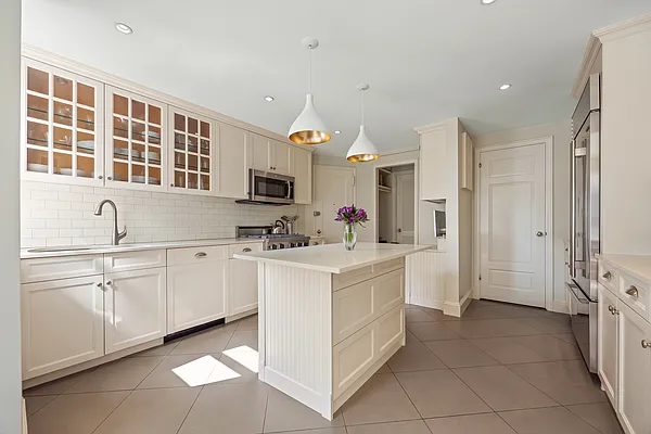 Kitchen, photo 2