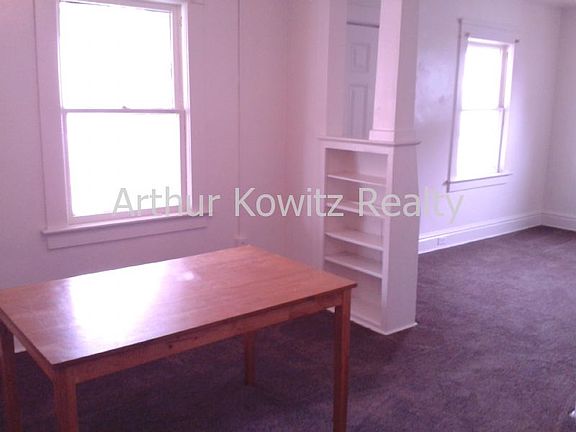 5th image of 33 S Grandview Ave APT 1