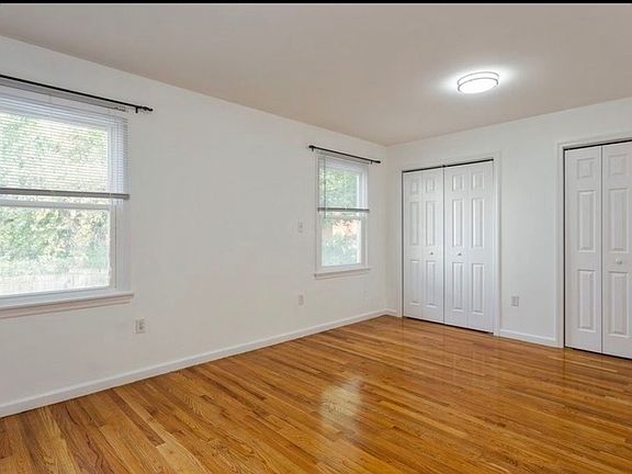 3rd image of 239 Palisade Ave #3