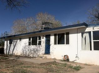 1676 Sichler Rd, Los Lunas, NM 87031