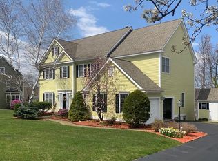 4 King Arthur Rd, Shrewsbury, MA 01545