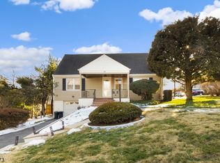 15 Princeton Pl, Clifton, NJ 07014