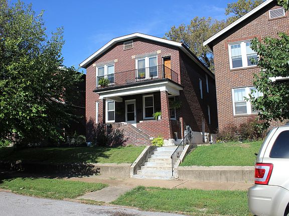 2nd image of 5723 Dewey Ave