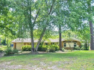 5115 Lake Valley Dr, Fayetteville, NC 28303