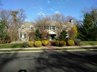 1427 Pepper Rd, Jenkintown, PA 19046