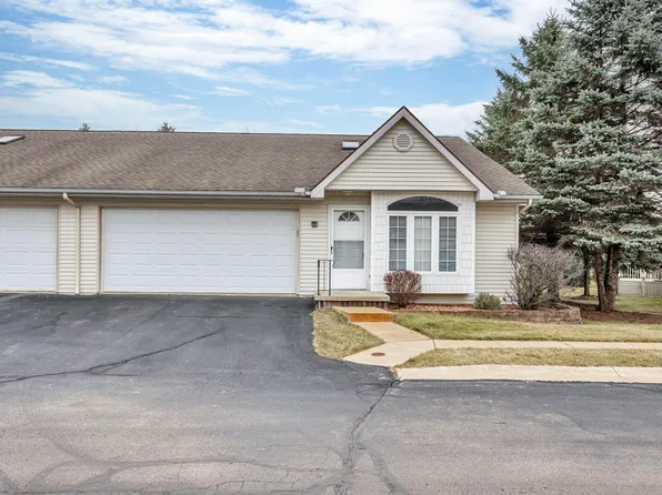 729 Clark St APT 64, Tecumseh, MI 49286