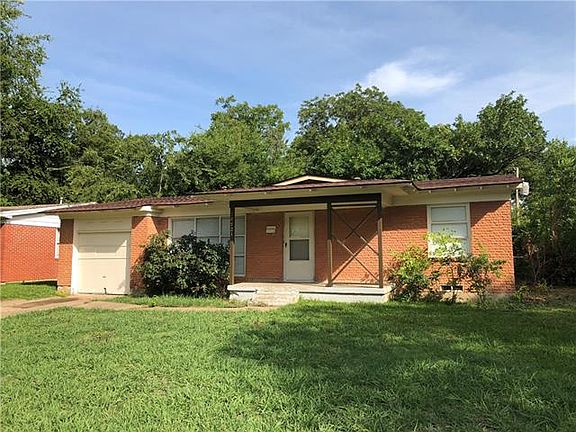 2nd image of 10721 Benbrook Dr