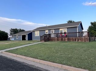 428 S Grove St, Greensburg, KS 67054