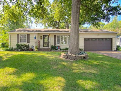 2701 W 71st St, Prairie Village, KS, 66208