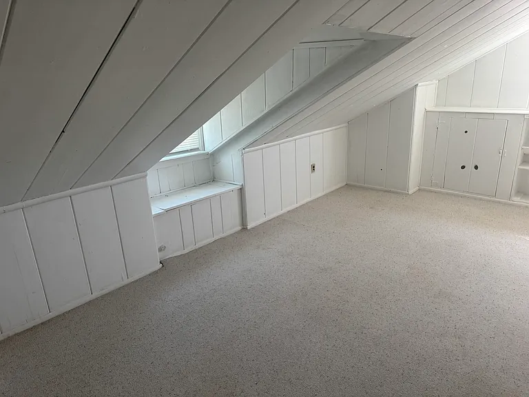 7549 Hiawatha Ave — Photo 10