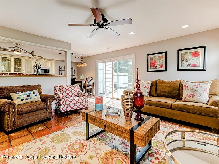 226 Teasdale Pl — Photo 10