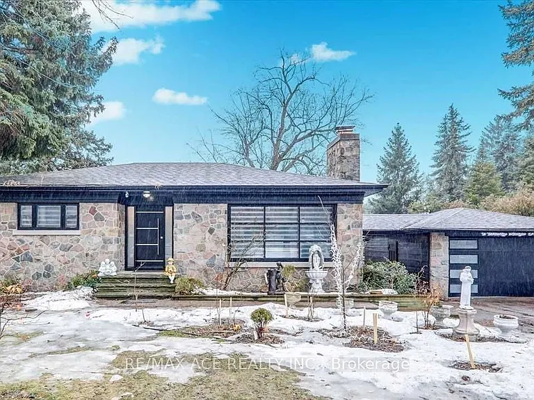 5 Windy Ridge Dr — Photo 1