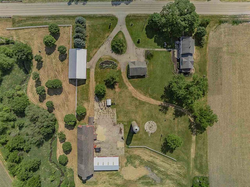 7918 N Pecatonica Rd, Pecatonica, IL 61063 Zillow