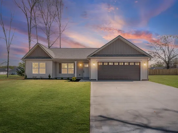 131 Old Settle Rd, Inman, SC 29349