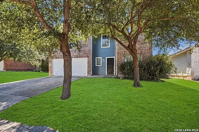 4 bed, 2.5 bath, 2110 sqft, $1,900 — Photo 3